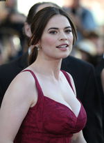 hayley atwell fap tits seins  Foto